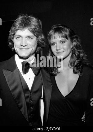 Andrew Stevens et Carolyn Wheeler à l'année 33rd Primetime Emmy Awards After Party le 13 septembre 1981 au Century Plaza Hotel à Los Angeles, Californie. Crédit: Ralph Dominguez/MediaPunch Banque D'Images