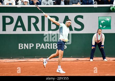 Paris, France. 25th mai 2022. Grigor Dimitrov de Bulgarie lors de l'Open de France (Roland-Garros) 2022, tournoi de tennis Grand Chelem le 25 mai 2022 au stade Roland-Garros à Paris, France. Crédit : Victor Joly/Alamy Live News Banque D'Images