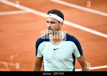 Paris, France. 25th mai 2022. Grigor Dimitrov de Bulgarie lors de l'Open de France (Roland-Garros) 2022, tournoi de tennis Grand Chelem le 25 mai 2022 au stade Roland-Garros à Paris, France. Crédit : Victor Joly/Alamy Live News Banque D'Images