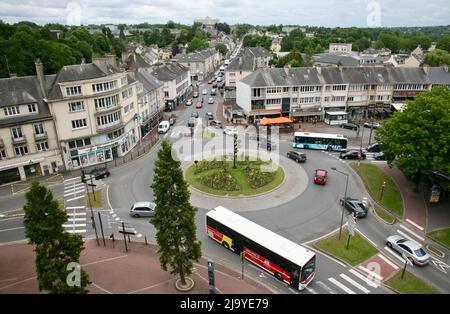 Une vue aérienne du système routier à Saint Lo, Manche, Normandie, France, Europe Banque D'Images