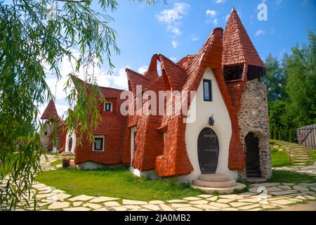 Château d'argile de la Vallée des Fées dans le village de Porumbacu de sus en Transylvanie, Roumanie, environ 40km de Sibiu Banque D'Images