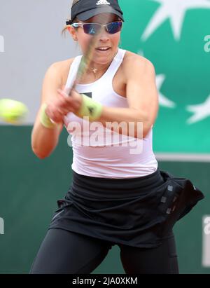 Paris, France. 26th mai 2022. US Katie Volynets joue contre Elena Rybakina au Kazakhstan lors de leur match de tennis Open à Roland Garros près de Paris, en France, le jeudi 26 mai 2022. Rynakina a gagné 6-4, 6-0. Photo de Maya Vidon-White/UPI crédit: UPI/Alay Live News Banque D'Images