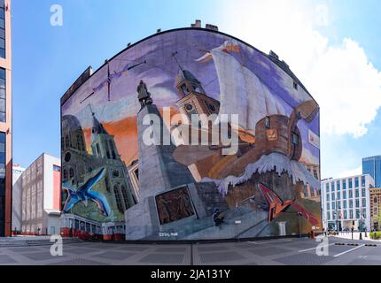 Une photo de la fresque de la ville de Łódź, conçue par Meisal et Bary, du studio Design Futura, en 2001. Banque D'Images