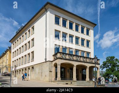 Luxembourg, mai 2022. Vue panoramique sur le bâtiment du conseil d'État dans le centre-ville Banque D'Images