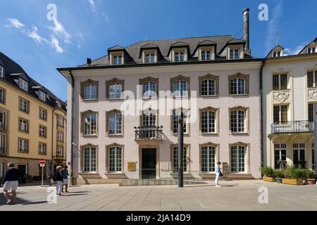 Luxembourg, mai 2022. Vue extérieure du bâtiment de la Chambre des députés dans le centre-ville Banque D'Images