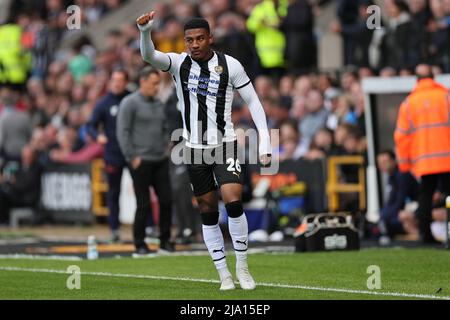 NOTTINGHAM, ANGLETERRE. MAI 23RD 2022. Jayden Richardson de Notts County gestes pendant le match de la Vanarama National League Play-off entre Notts County Banque D'Images