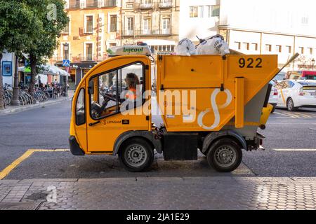 CIT-E-Fox petit camion de poubelle électrique de Séville Société de nettoyage municipal de Lipadam Seville Espagne Banque D'Images