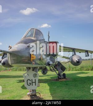 Norwich, Norfolk, Royaume-Uni – mai 22 2022. Vue avant d'un avion militaire Jaguar de Sepecat Banque D'Images