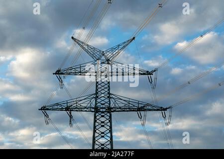 Pylône haute tension près de Schuby, Schleswig-Holstein, Allemagne Banque D'Images