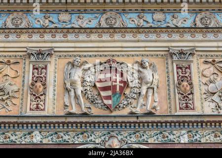 Détail plâtre du Palais des Arts ( Kunsthalle Budapest ) dans le style éclectique-néoclassique de Budapest. Banque D'Images