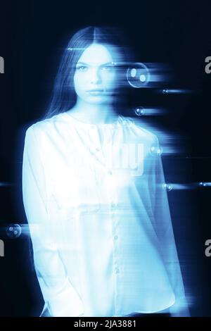 Fantaisie, illusion et science-fiction. Résumé beau portrait de femme en bleu néon futuriste effet hologramme. Les bulles volantes ressemblent à des spaques Banque D'Images