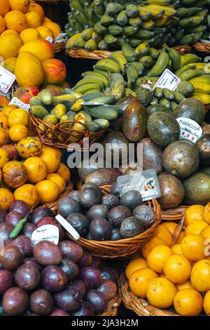 Marché agricole Mercado dos Lavradores à Funchal à Madère Portugal Banque D'Images