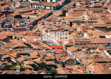 Cusco, vue sur le centre de la ville de Cusco avec la cathédrale, Pérou. Amérique du Sud. Banque D'Images