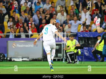 KIEV, UKRAINE - 26 MAI 2018: Karim Benzema du Real Madrid réagit après avoir marqué un but lors de la finale 2018 de la Ligue des champions de l'UEFA contre Liverpool au NSC Olimpiyskiy Stadium. Real Madrid a gagné 3-1 Banque D'Images