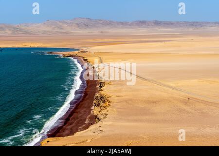 La plage Rouge, Réserve de Paracas, région de l'ICA, Pérou. Banque D'Images