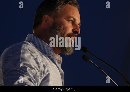 27 mai 2022 : 27 mai 2022 (Malaga) le président de Vox, Santiago Abascal, et le candidat de la formation à la présidence andalouse, Macarena Olona, participent à un rassemblement de campagne à l'occasion des élections à la Junta de Andalucia dans le Paseo del Muelle Uno, la Farola de málaga. (Credit image: © Lorenzo Carnero/ZUMA Press Wire) Banque D'Images