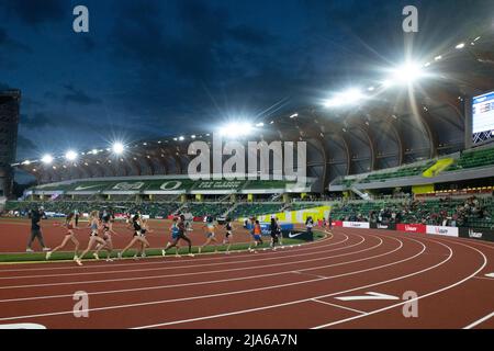 Eugene, Oregon, États-Unis. 27th mai 2022. L'événement deux plus doux des femmes pendant la Prefontaine Classic à Hayward Field à Eugene, Oregon. (Credit image: © Brian Branch Price/ZUMA Press Wire) Credit: ZUMA Press, Inc./Alay Live News Banque D'Images