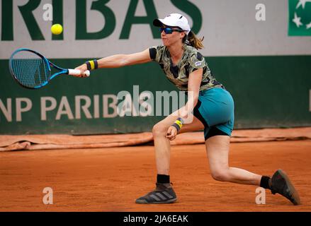 Fernanda Contreras Gomez, du Mexique, en action contre Daria Kasatkina, de Russie, lors de la deuxième manche du Roland-Garros 2022, tournoi de tennis Grand Chelem le 26 mai 2022 au stade Roland-Garros à Paris, France - photo: Rob Prange/DPPI/LiveMedia Banque D'Images