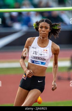 27 mai 2022 Eugene OU États-Unis : Vashti Cunningham s'approche du saut en hauteur lors de la rencontre nocturne Nike Prefontaine Classic. Vashti place deuxième à Hayward Field Eugene, OU Thurman James/CSM Banque D'Images