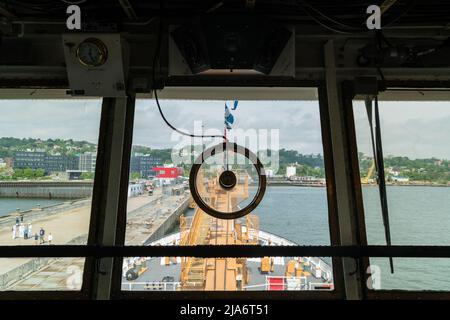 Staten Island, États-Unis. 27th mai 2022. Le Sycamore de la Garde côtière américaine, le fiable de la Garde côtière américaine et l'USS Milmaukee ont amarré à Homeport Pier à Staten Island, NY 27 mai 2022 pour la semaine annuelle de la flotte 34th. (Photo de Steve Sanchehz/Sipa USA) crédit: SIPA USA/Alay Live News Banque D'Images