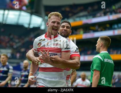 Stade Tottenham Hotspurs, Londres, Royaume-Uni. 28th mai 2022. Ben Reynolds fête une finale de la coupe Try 2022 1895: Featherstone Rovers V Leigh Centurions lieu: Tottenham Hotspur Stadium, Angleterre Date: Samedi, 28 mai coup d'envoi: 12:00 BST crédit: Craig Cresswell/Alay Live News Banque D'Images