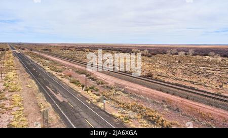 L'emblématique American Highway route 66 depuis la vue aérienne Banque D'Images