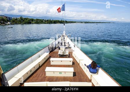 Arc d'un bateau à vapeur d'époque sur le lac Léman, Genève, Suisse Banque D'Images