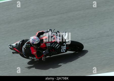 27th mai 2022; circuit de Mugello, Scarperia e San Piero, Toscane, Italie: MotoGP d'Italie, séances de pratique libre; course d'Aleix Espargaro/Aprilia Banque D'Images