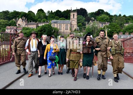 Le week-end Ironbridge WW2. La ville historique d'Ironbridge a reçu un rappel des 1940s ce week-end, lorsque deux réacteurs de la guerre mondiale venus de tout le Royaume-Uni ont assisté à l'événement caritatif portant le style 40s. Crédit : Dave Bagnall. reconstitution historique Banque D'Images