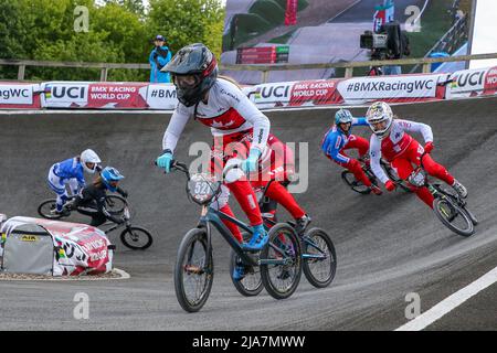 Glasgow, Royaume-Uni. 28th mai 2022. La coupe du monde BMX Racing s'est déroulée sur le circuit BMX de Glasgow, en Écosse, au Royaume-Uni, et a attiré une liste internationale de plus de 200 concurrents du monde entier. La compétition est un événement de deux jours qui présentera les meilleurs athlètes du sport. Crédit : Findlay/Alay Live News Banque D'Images