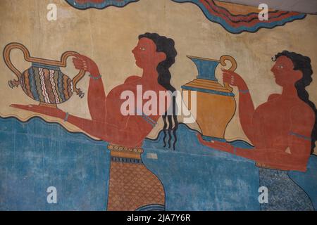 Héraklion, Grèce, 15 mai 2022, détail de la procession Fresco au palais de Knossos en Crète Banque D'Images