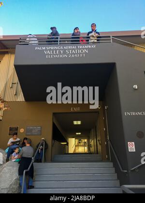 Palm Springs Aerial Tramway Valley Station, PALM SPRINGS, CA - DEC 2021 Banque D'Images