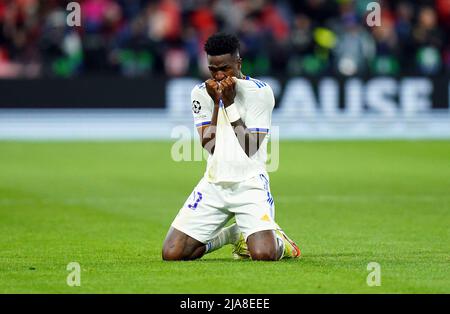 Le José Vinicius Junior du Real Madrid réagit après le coup de sifflet final de la finale de la Ligue des champions de l'UEFA au Stade de France, à Paris. Date de la photo: Samedi 28 mai 2022. Banque D'Images