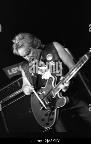 Alvin Lee (né Graham Anthony Barnes; 19 décembre 1944 C 6 mars 2013) est un chanteur et guitariste anglais, plus connu comme le chanteur et guitariste principal du groupe rock blues dix ans après, photo Kazimierz Jurewicz Banque D'Images