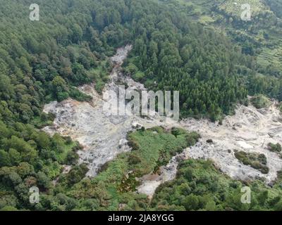 Un cratère volcanique à West Java, Indonésie Banque D'Images