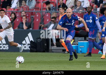 Toronto, Ontario, Canada. 28th mai 2022. Michael Bradley (4) en action pendant le match MLS entre le Toronto FC et le Chicago Fire FC. Le match s'est terminé en 3-2 pour Toronto FC. (Image de crédit : © Angel Marchini/ZUMA Press Wire) Banque D'Images