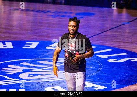 Edmonton, Canada. 27th mai 2022. Edmonton Rapper OG Jonah se produit pendant la mi-temps à l'ouvre-maison Edmonton Stingers au Edmonton Expo Centre. Crédit : SOPA Images Limited/Alamy Live News Banque D'Images