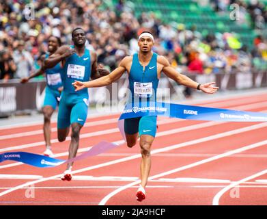 28 mai 2022 Eugene OU États-Unis : Michael Norman course de 400 mètres pendant la course Nike Prefontaine Classic à Hayward Field Eugene, OU Thurman James/CSM Banque D'Images