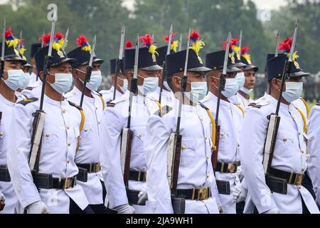 Katmandou, Népal. 29th mai 2022. Le 29 mai 2022 à Katmandou, Népal. Des membres de l'équipe de l'armée népalaise participent à la parade lors de la célébration du jour de la République 15th au Pavillon de l'armée. (Photo de Abhishek Maharajan/Sipa USA) crédit: SIPA USA/Alay Live News Banque D'Images