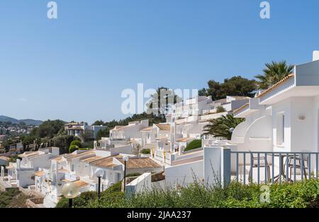 maisons blanches à porto christo novo, majorque espagne, par temps ensoleillé Banque D'Images