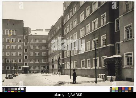 20., Stromstraße 36-38 / Winarskystraße 15-21 / Pasettistraße 37-45 / Vorgartenstraße 44-Winarsskyhof-vue sur la cour. Martin Gerlach jun. (1879-1944), photographe Banque D'Images