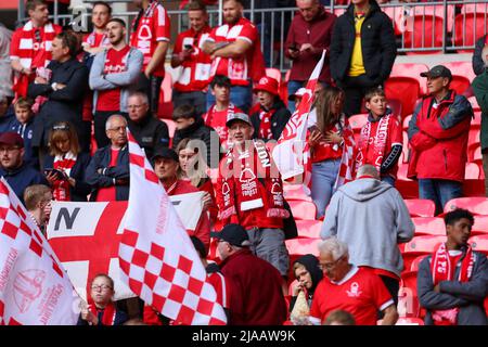 Londres, Royaume-Uni. 29th mai 2022 ; Stade Wembley, Londres, Angleterre, finale du championnat EFL, Huddersfield Town versus Nottingham Forest: Nottingham Forest fans crédit: Action plus Sports Images/Alay Live News Banque D'Images