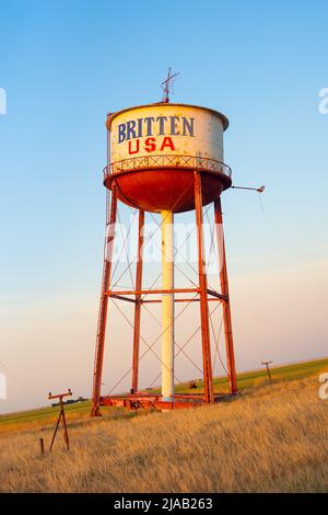 La tour penchée de Britten, une tour d'eau non fonctionnelle le long de la route 66, Groom, Texas TX, USA Banque D'Images