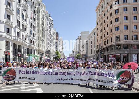 La bannière d'en-tête réclame la création de la manifestation d'Etat "loi organique abolitionniste du système de Promestitution' (LOASP) organisée par la plate-forme d'Etat des organisations de femmes pour l'abolition de la prostitution (PAP) à Madrid et l'activation de la loi organique Abolitionniste du système de prostitution (LOASP). (Photo de Jorge Contreras Soto / SOPA Images/Sipa USA) Banque D'Images