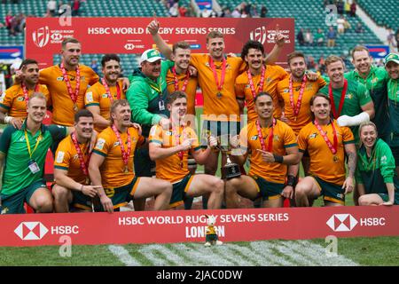 Londres, Royaume-Uni. 29th mai 2022. L'Australie a battu la Nouvelle-Zélande de 19 à 14 pour gagner les London Sevens. La HSBC London Sevens World Series at revient à Twickenham pour son tournoi de 20th et le premier depuis 2019. Crédit : Elsie Kibue/Alay Live News Banque D'Images