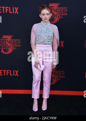 Sadie Sink 031 assistez à la première de la saison 3 'Transger Things' de Netflix le 28 juin 2019 à Santa Monica, Californie. Banque D'Images