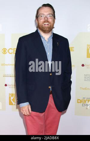 ***LEVÉE DE L'EMBARGO*** 48th Daytime Emmy Awards Press Line aux studios ATI le 12 juin 2021 à Burbank, Californie présentant: Adam Sharp où: Burbank, Californie, États-Unis quand: 13 juin 2021 crédit: Nicky Nelson/WENN.com Banque D'Images