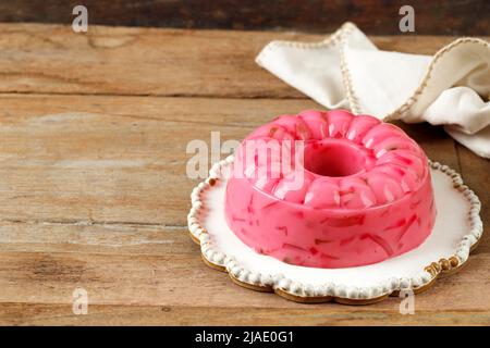 Vente Manis, Cantik Manis ou Jentik Manis. En-cas indonésien traditionnel Hunkwe Pudding. Fait de farine de haricots mung Hunkwe, sucre mélangé à du tapioca PE Banque D'Images