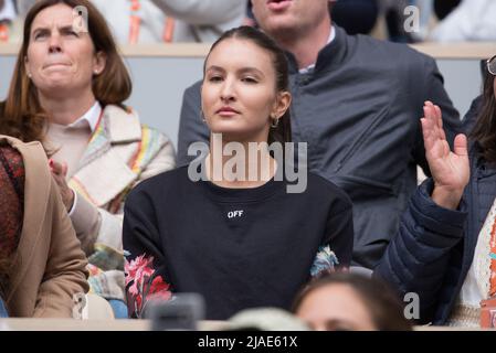 Nina Ghaibi, petite amie de Felix Auger-Aliassime dans les stands lors de l'Open de France Roland Garros 2022 le 29 mai 2022 à Paris, France. Photo de Nasser Berzane/ABACAPRESS.COM Banque D'Images