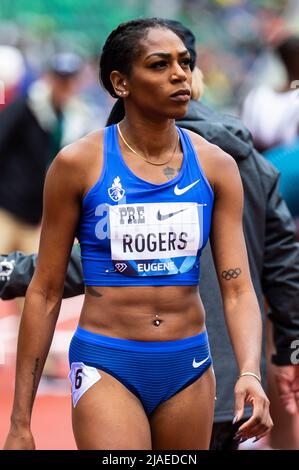 28 mai 2022 Eugene OU États-Unis : Raevyn Rogers attend à la ligne de départ pour la course de 800 mètres pendant la Nike Prefontaine Classic à Hayward Field Eugene, OU Thurman James/CSM Banque D'Images